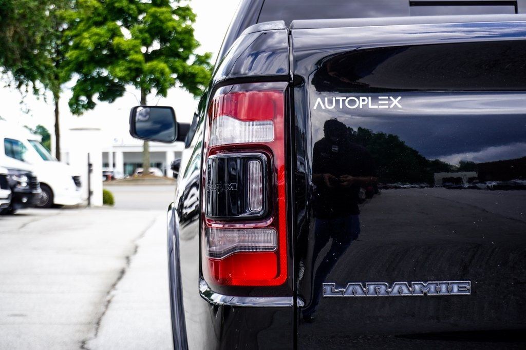 2022 Ram 1500 Laramie photo 13