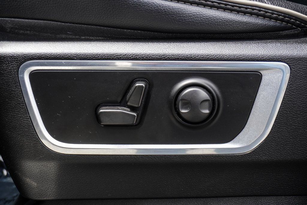 2022 Ram 1500 Laramie photo 18