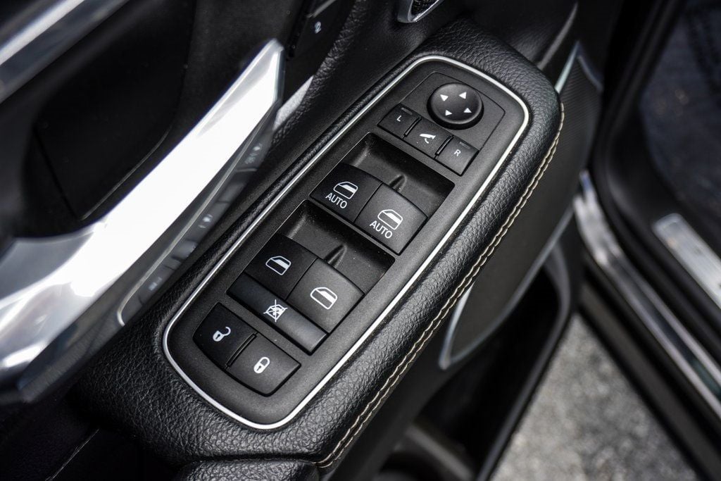 2022 Ram 1500 Laramie photo 33