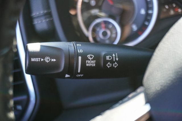 2022 Ram 1500 Laramie 4x2 Crew Cab 5'7" Box - 22946952 - 17