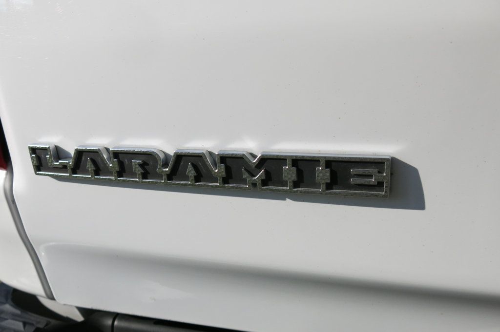 2022 Ram 1500 Laramie 4x4 Crew Cab 5'7" Box - 23050257 - 9
