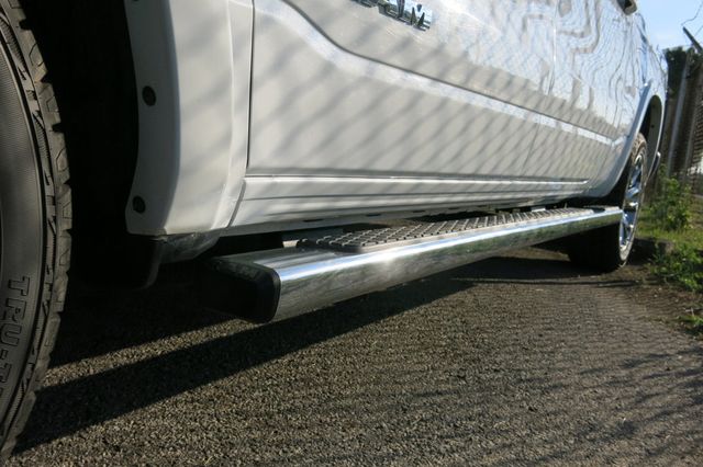 2022 Ram 1500 Laramie 4x4 Crew Cab 5'7" Box - 23050257 - 99