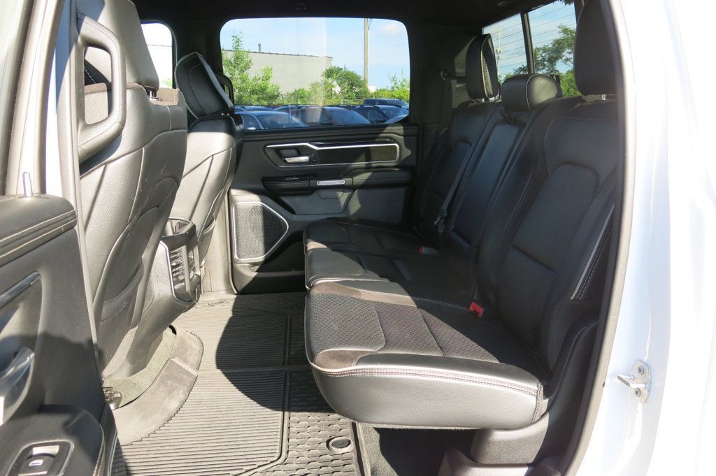 2022 Ram 1500 Laramie 4x4 Crew Cab 5'7" Box - 23050257 - 16