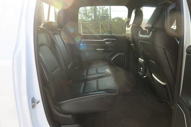 2022 Ram 1500 Laramie 4x4 Crew Cab 5'7" Box - 23050257 - 17