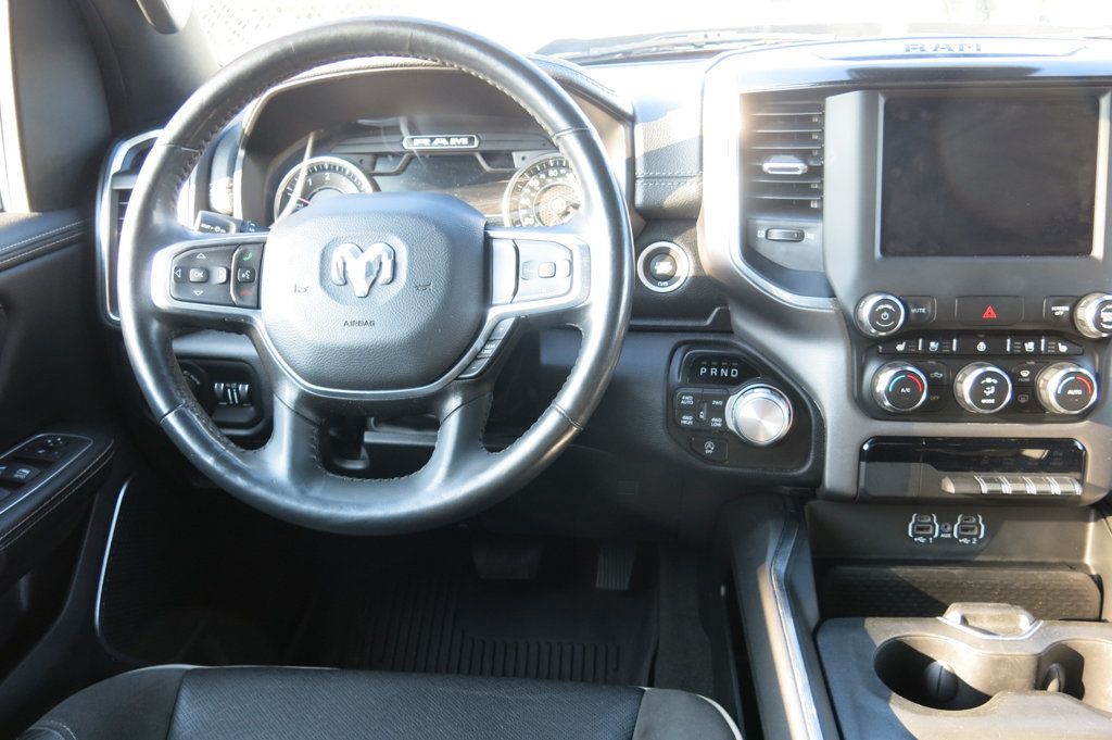 2022 Ram 1500 Laramie 4x4 Crew Cab 5'7" Box - 23050257 - 21