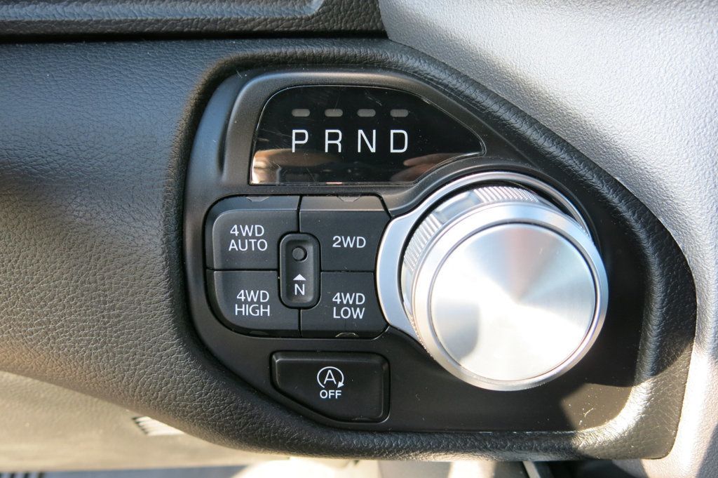2022 Ram 1500 Laramie 4x4 Crew Cab 5'7" Box - 23050257 - 28