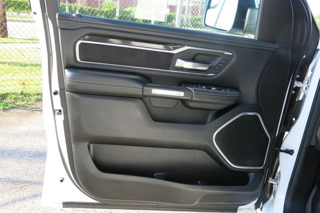 2022 Ram 1500 Laramie 4x4 Crew Cab 5'7" Box - 23050257 - 46