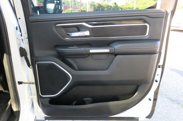 2022 Ram 1500 Laramie 4x4 Crew Cab 5'7" Box - 23050257 - 49