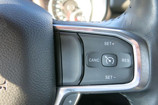 2022 Ram 1500 Laramie 4x4 Crew Cab 5'7" Box - 23050257 - 62
