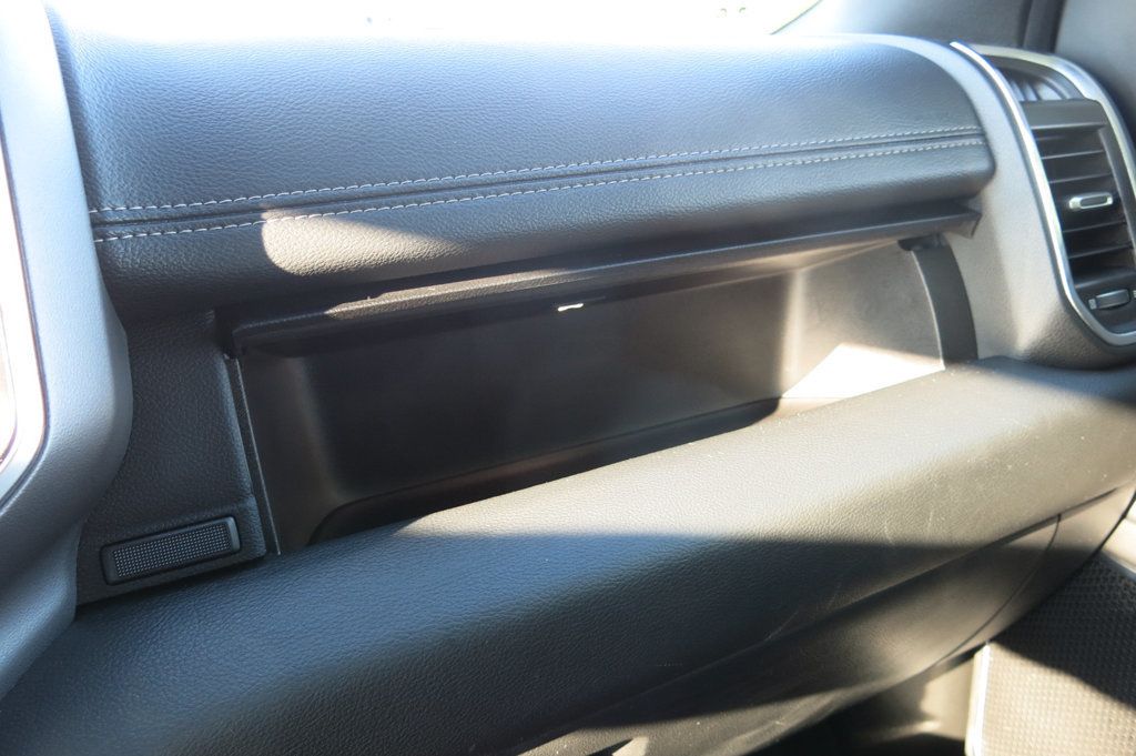 2022 Ram 1500 Laramie 4x4 Crew Cab 5'7" Box - 23050257 - 76