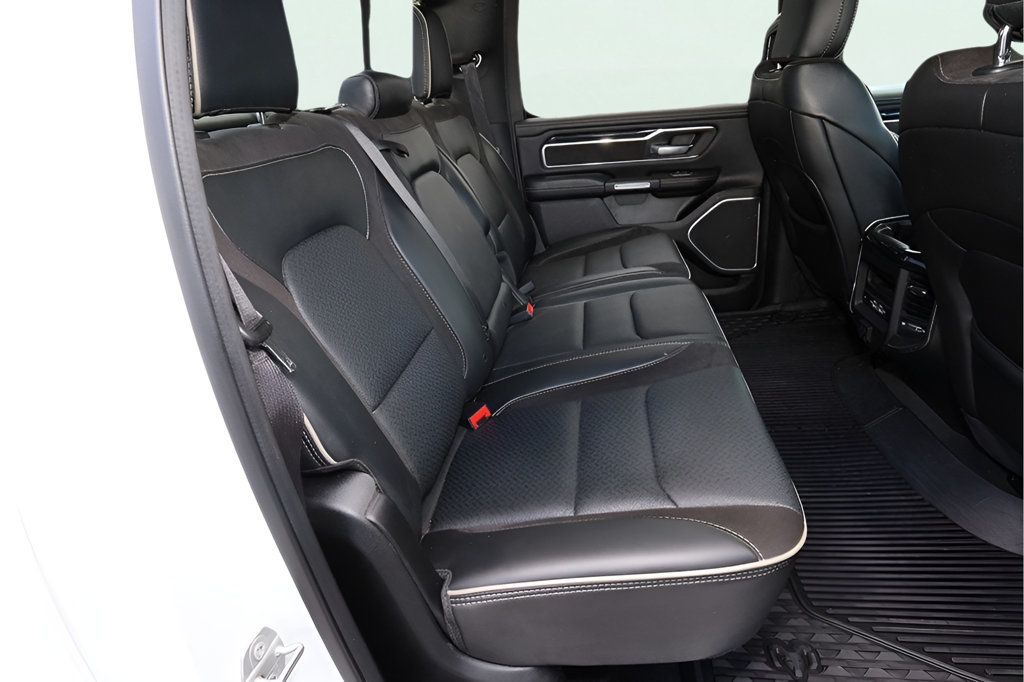 2022 Ram 1500 Laramie photo 16
