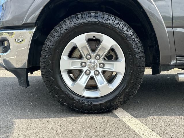 2022 Ram 1500 Laramie 4x4 Crew Cab 5'7" Box - 23026939 - 11