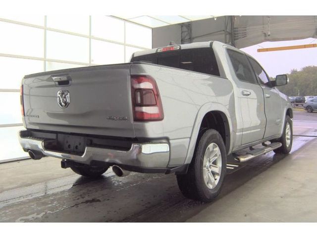 2022 RAM 1500 Laramie 4x4 Crew Cab 5'7's photo