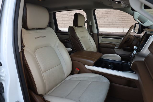 2022 Ram 1500 Laramie 4x4 Crew Cab 5'7" Box - 22898865 - 27