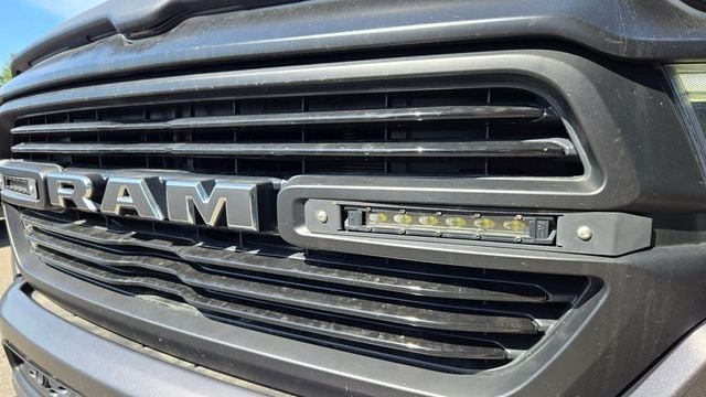 2022 Ram 1500 Laramie 4x4 Crew Cab 5'7" Box - 22956244 - 10