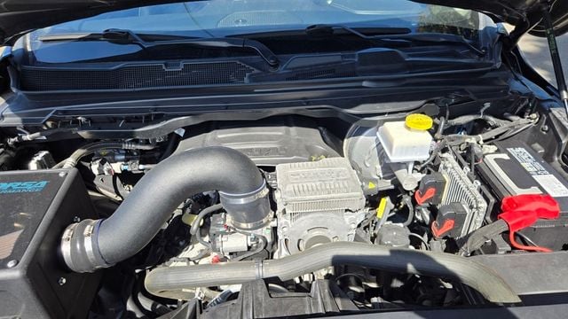 2022 Ram 1500 Laramie 4x4 Crew Cab 5'7" Box - 22956244 - 16