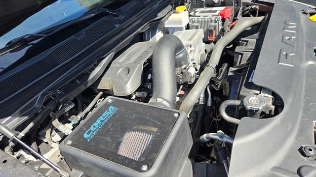 2022 Ram 1500 Laramie 4x4 Crew Cab 5'7" Box - 22956244 - 17