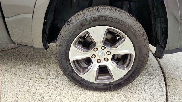 2022 Ram 1500 Laramie 4x4 Crew Cab with Level 2 Equipment & 12 inch Uconnect - 23000922 - 8