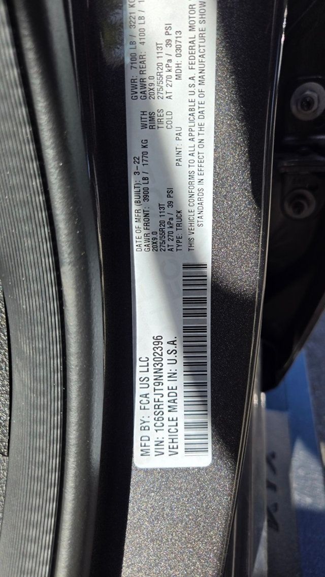 2022 Ram 1500 Laramie Lifted - 22956244 - 32