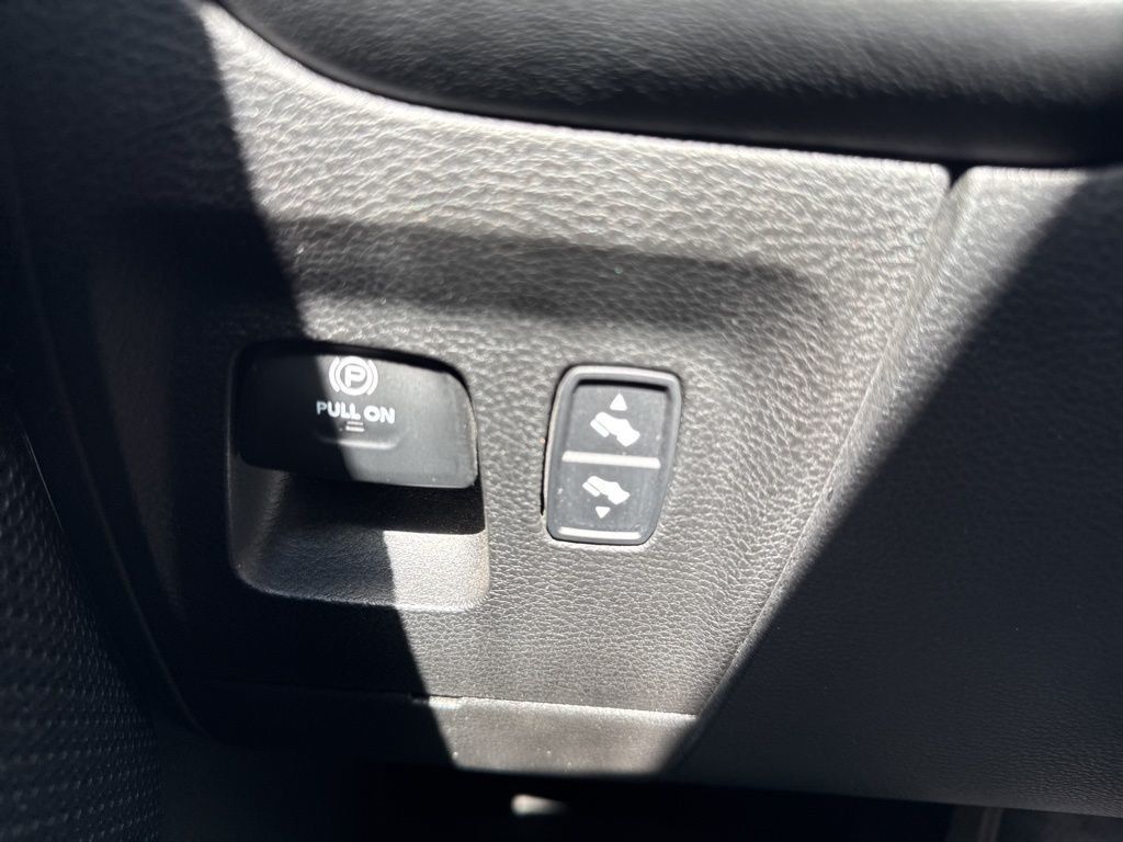 2022 Ram 1500 Limited 4x4 Crew Cab 5'7" Box - 22998385 - 20