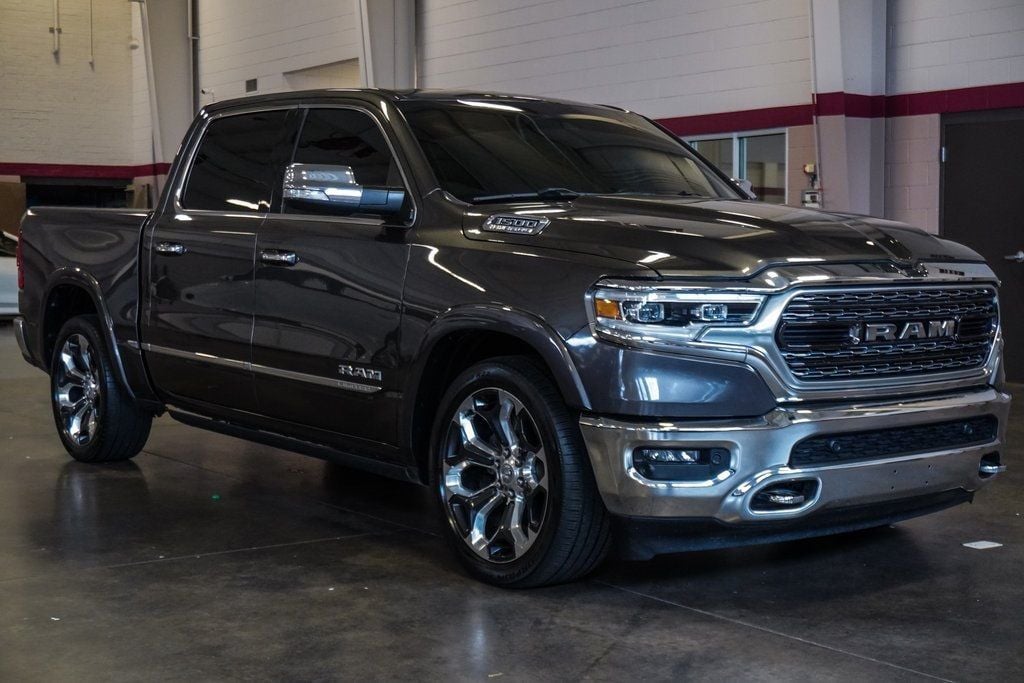 2022 Ram 1500 Limited photo 4