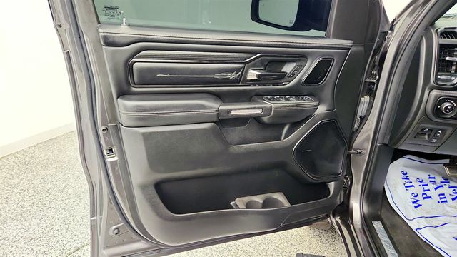 2022 Ram 1500 Limited 4x4 Crew Cab 5'7'' Box Night Edition w/ Level 1 Equip. - 23042510 - 11