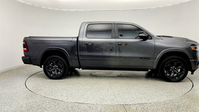 2022 Ram 1500 Limited 4x4 Crew Cab 5'7'' Box Night Edition w/ Level 1 Equip. - 23042510 - 3