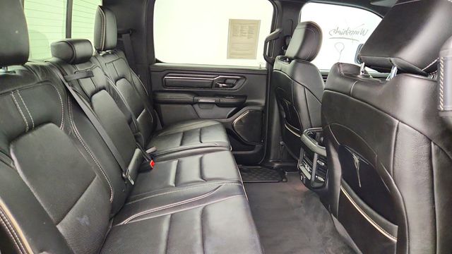 2022 Ram 1500 Limited 4x4 Crew Cab 5'7'' Box with Level 1 Equip. & 22’’ Wheels - 22969689 - 23