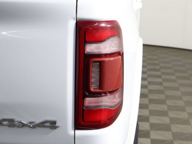 2022 Ram 1500 Longhorn 4x4 Crew Cab 5'7" Box - 23083504 - 19