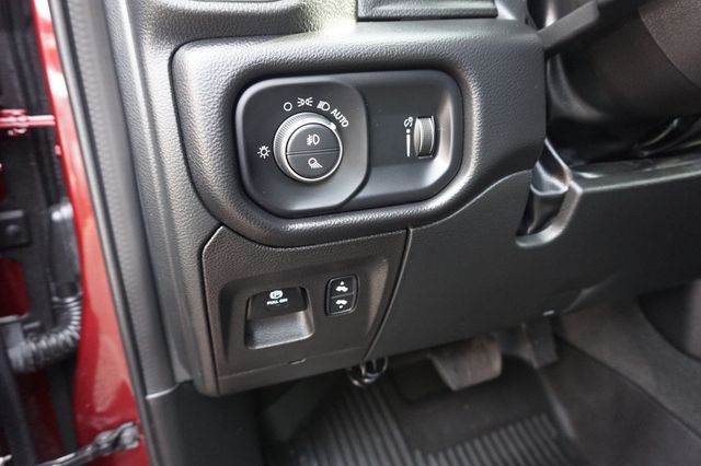 2022 Ram 1500 ONE OWNER, 4WD, BIG HORN, BACKUP CAMERA, RUNNING BOARDS  - 23069711 - 22