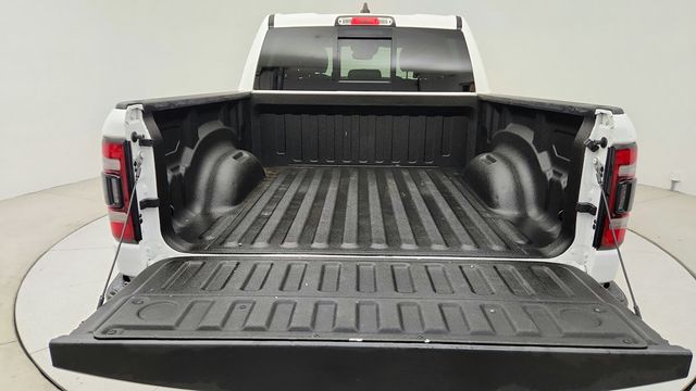 2022 Ram 1500 Rebel 4x4 Crew Cab 5'7'' Box w/ Level 1 Equip, eTorque V8 & Nav - 22951817 - 18