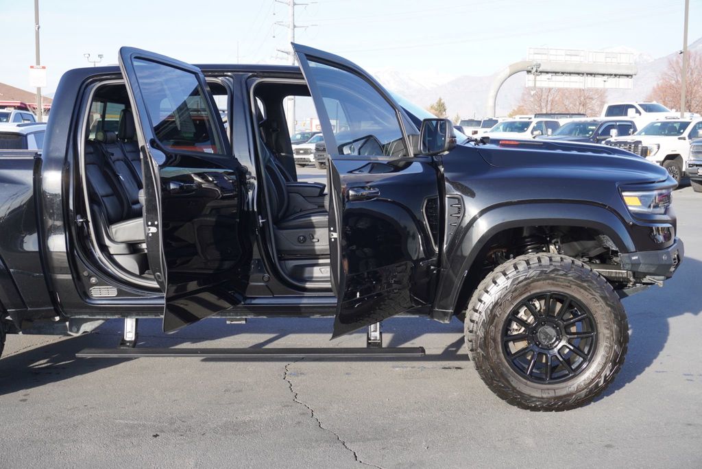 2022 Ram 1500 TRX - 22966335 - 26