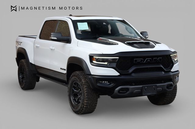 2022 Ram 1500 TRX 4x4 Crew Cab 5'7" Box w/ TRX Lvl 2 Pkg! - 22971779 - 5