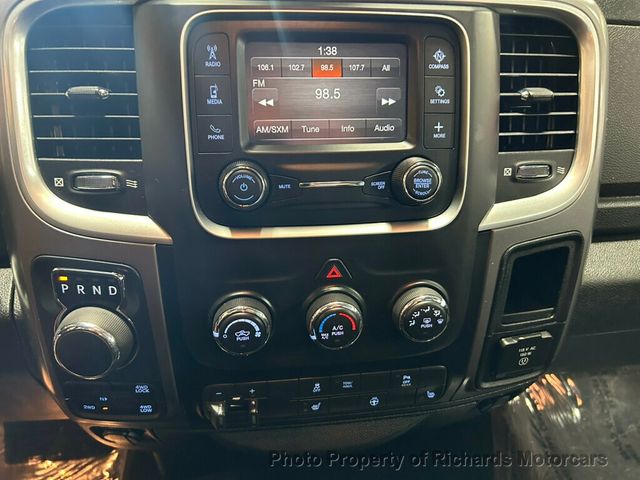 2022 Ram 1500 Classic Express 4x4 Crew Cab 5'7" Box - 23031458 - 13