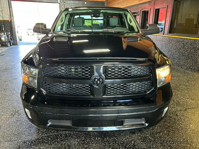 2022 Ram 1500 Classic Express 4x4 Crew Cab 5'7" Box - 23031458 - 6