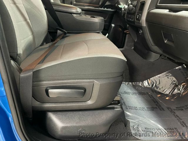 2022 Ram 1500 Classic Express 4x4 Quad Cab 6'4" Box - 22996859 - 20