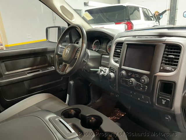 2022 Ram 1500 Classic Express 4x4 Quad Cab 6'4" Box - 22996859 - 23