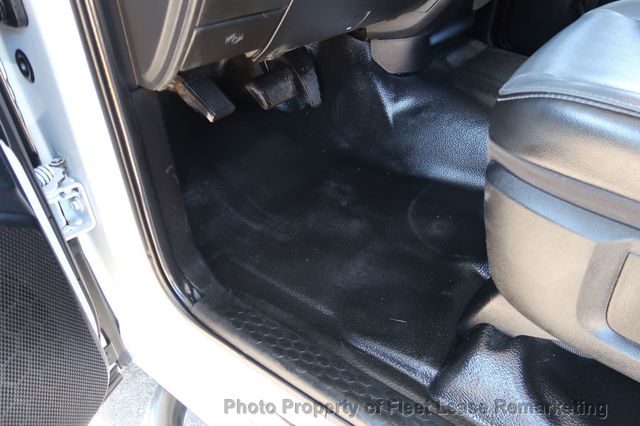 2022 Ram 1500 Classic Ram 1500 4WD Crew Cab SWB Classic Tradesman - 23083570 - 11