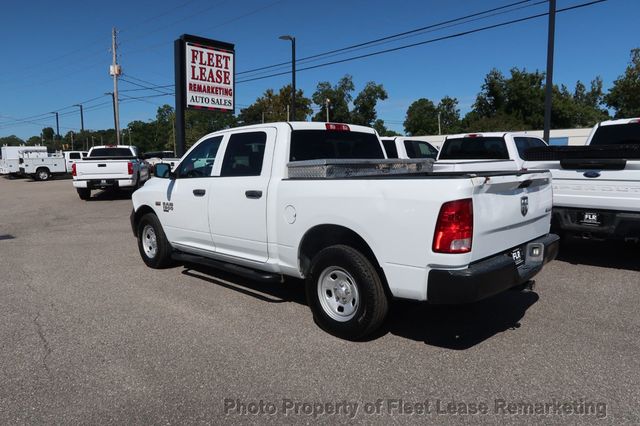 2022 Ram 1500 Classic Ram 1500 4WD Crew Cab SWB Classic Tradesman - 23083570 - 2