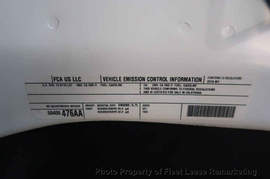 2022 Ram 1500 Classic Ram 1500 4WD Crew Cab SWB Classic Tradesman - 23083570 - 39