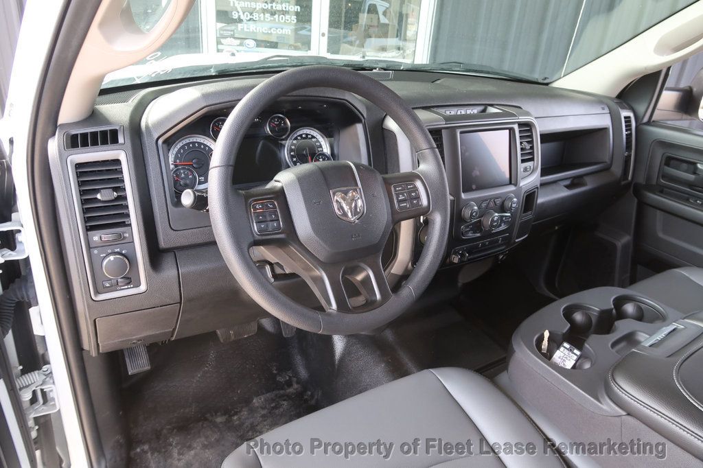 2022 Ram 1500 Classic Ram 1500 4WD Crew Cab ToolBoxes Liftgate - 22993054 - 9