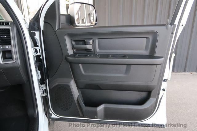 2022 Ram 1500 Classic Ram 1500 4WD Crew Cab ToolBoxes Liftgate - 22993054 - 28