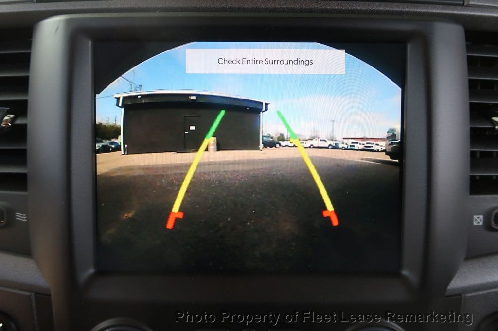 2022 Ram 1500 Classic Ram 1500 4WD Crew Cab ToolBoxes Liftgate - 22993054 - 33