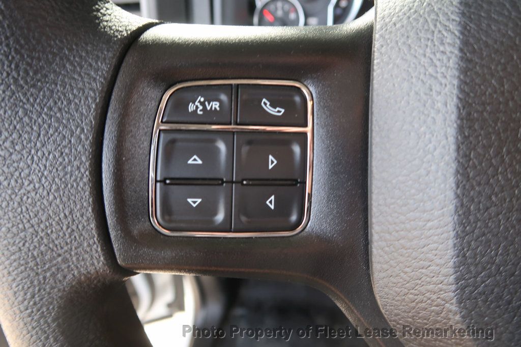 2022 Ram 1500 Classic Ram 1500 4WD Crew Cab ToolBoxes Liftgate - 22993054 - 38