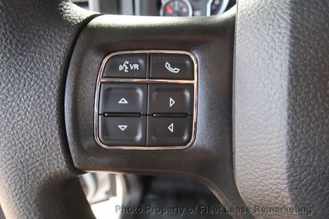 2022 Ram 1500 Classic Ram 1500 4WD Crew Cab ToolBoxes Liftgate - 22993054 - 38