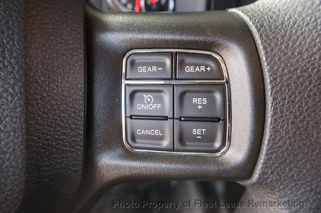 2022 Ram 1500 Classic Ram 1500 4WD Crew Cab ToolBoxes Liftgate - 22993054 - 39