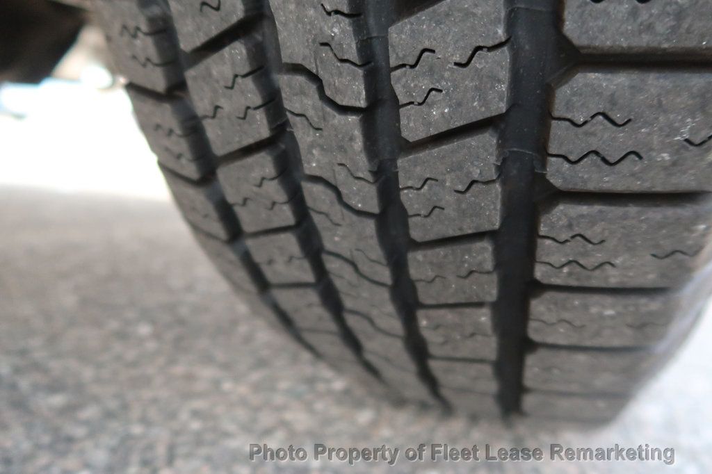 2022 Ram 1500 Classic Ram 1500 4WD Crew Cab ToolBoxes Liftgate - 22993054 - 49