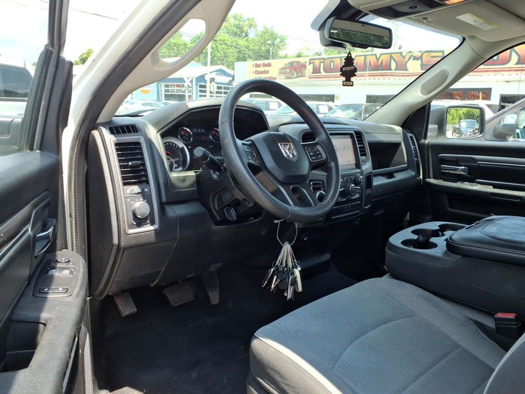 2022 Ram 1500 Classic Tradesman 4x2 Reg Cab 8' Box - 23047234 - 5