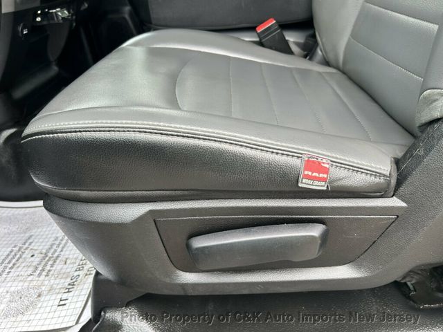 2022 Ram 1500 Classic Tradesman 4x4 Reg Cab 8' Box - 23060219 - 25