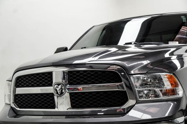 2022 Ram 1500 Classic Warlock 4x4 Crew Cab 5'7" Box - 22979755 - 1